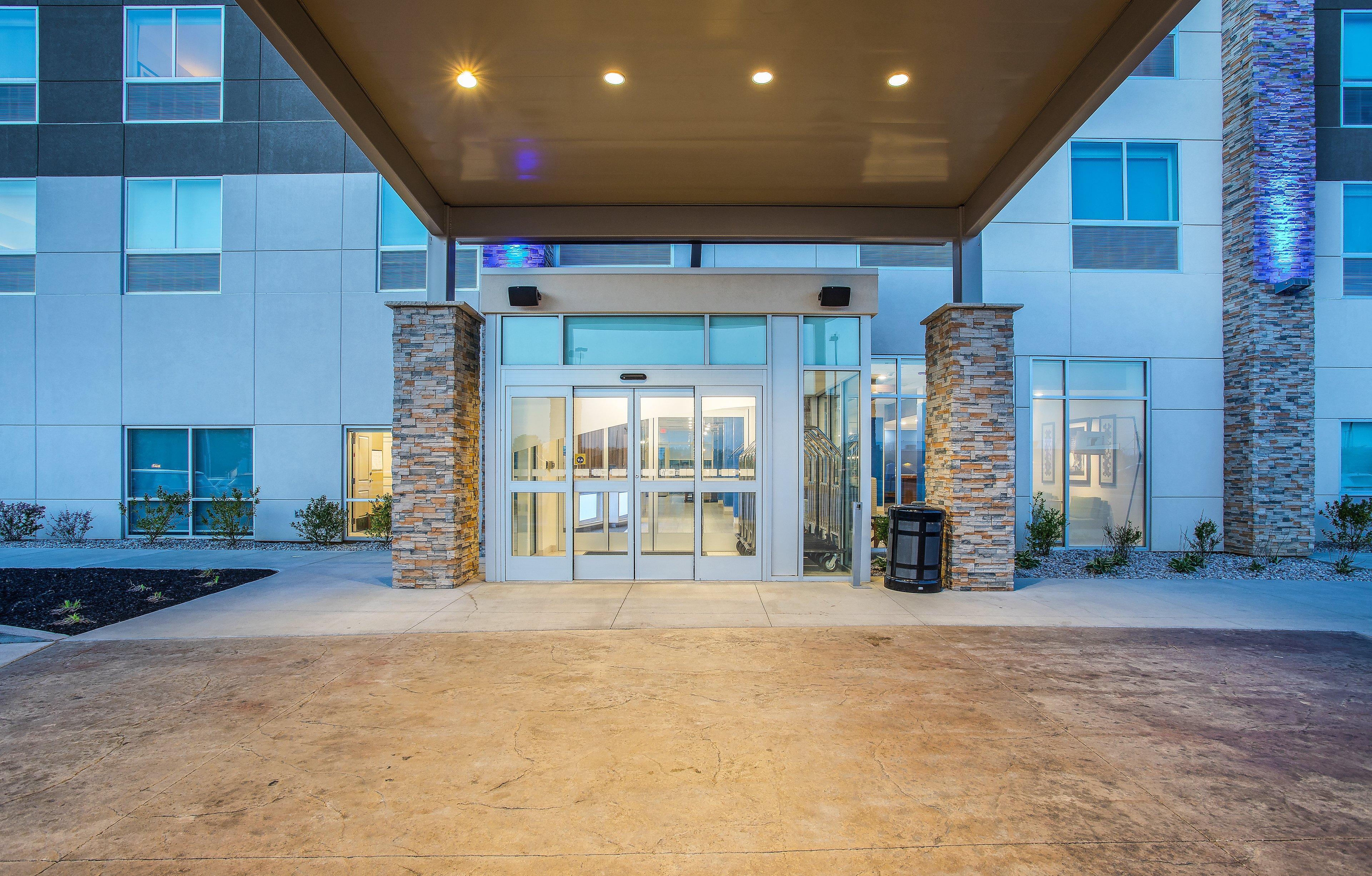 Holiday Inn Express & Suites - Lexington W - Versailles By Ihg Extérieur photo